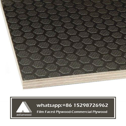 Anti-slip plywood